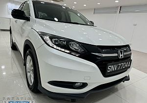 Honda Vezel 1.5X Auto 2015 White Revcam Push Start